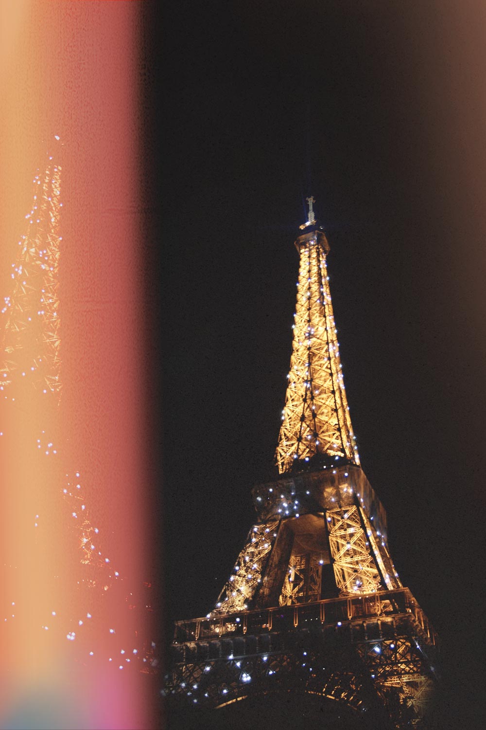 Eiffel In Vintage Peach Vertical