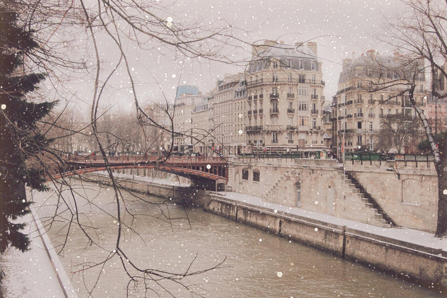 Winter's Paris Canal